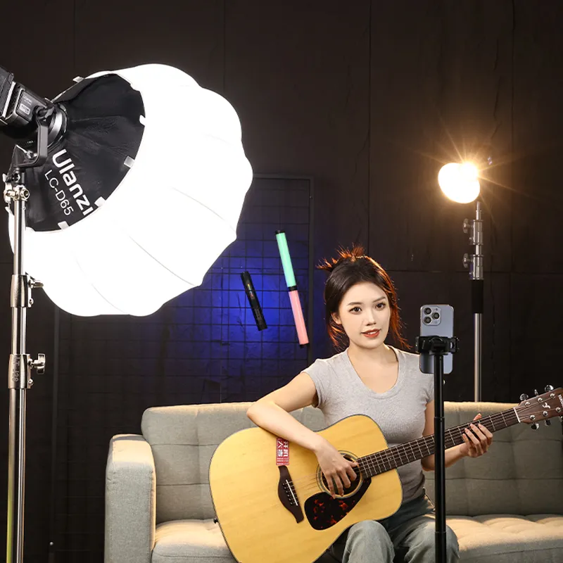 Ulanzi 120W Bi-color / RGB V-Mount Video Light - Image 9