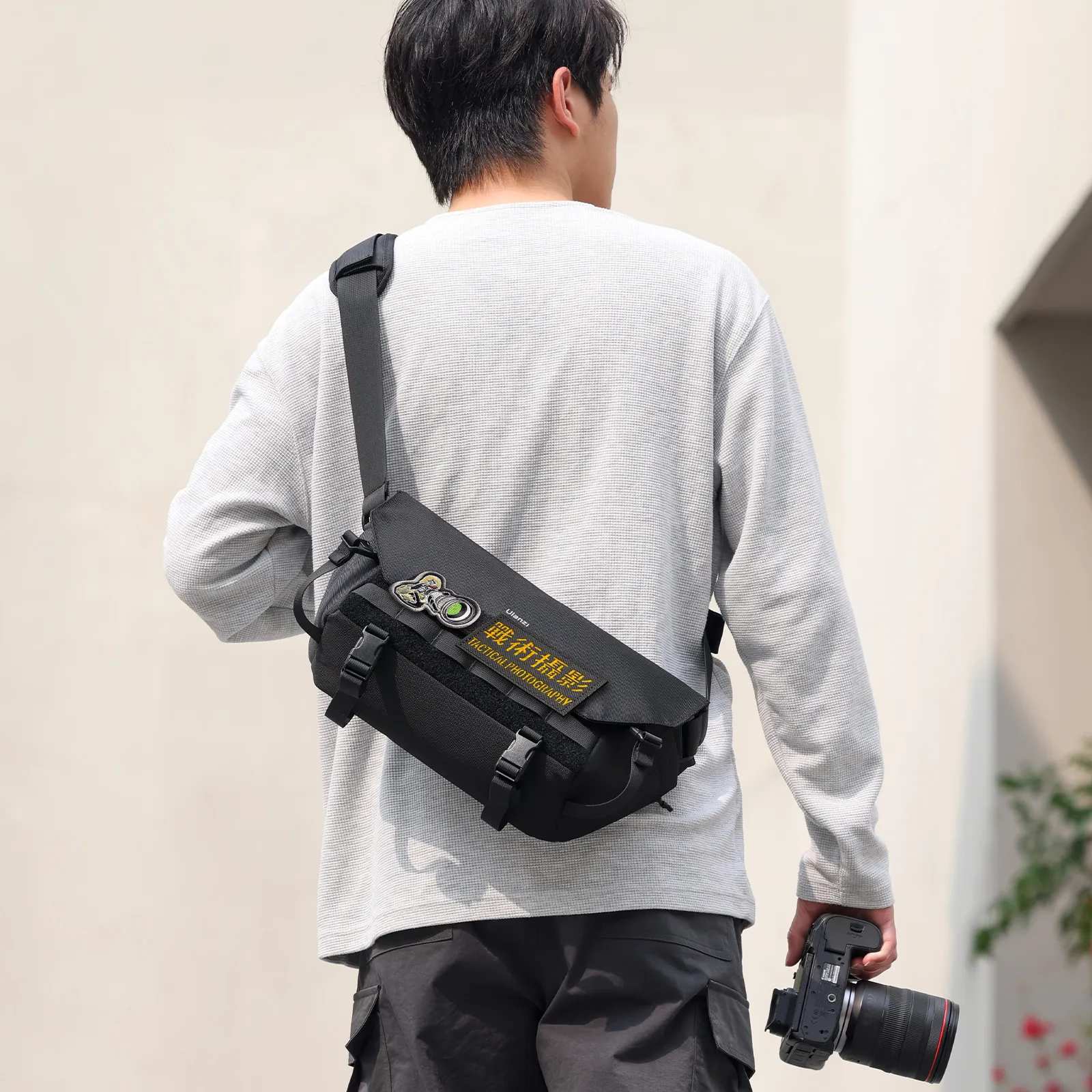 Ulanzi BC08 Camera Sling Bag B010 - Image 6