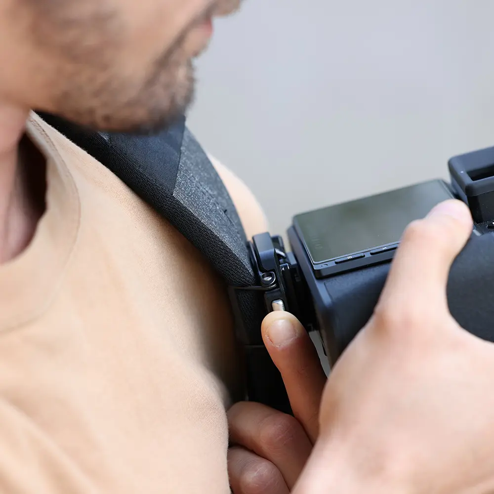 Falcam F38 Quick Release Camera Backpack Strap Clip - Image 5