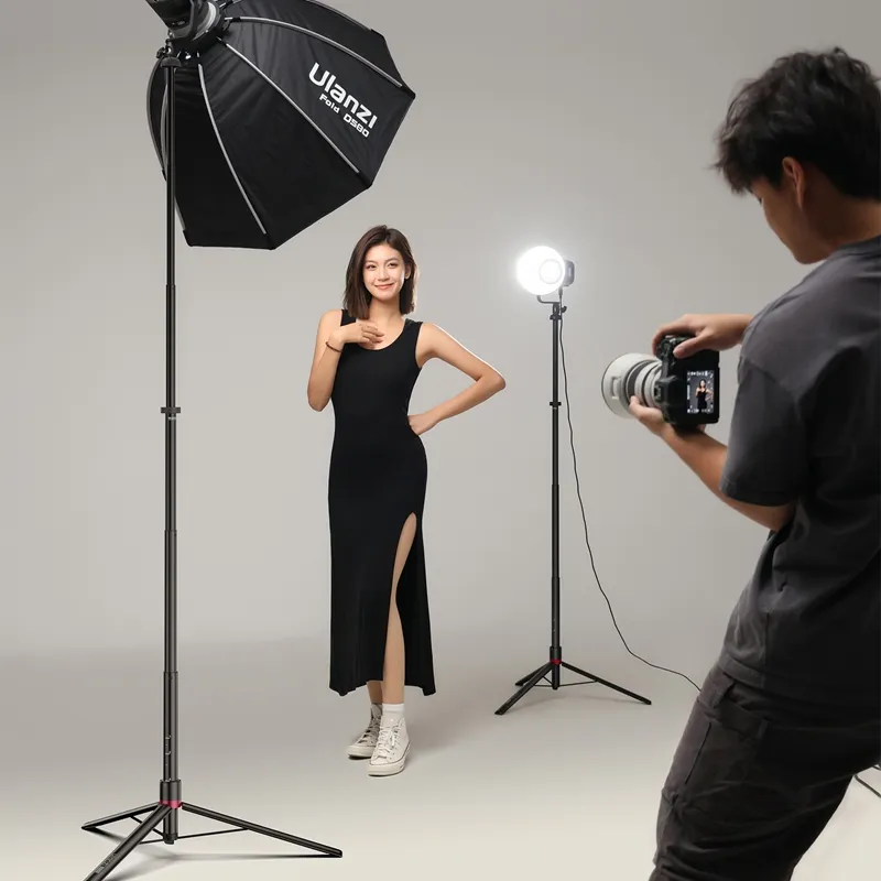 Ulanzi AT-05 2M Heavy Duty Foldable Light Stand - Image 3
