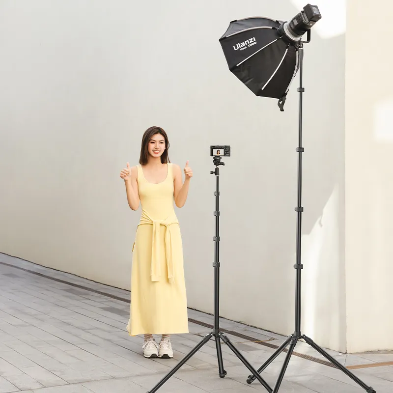 Ulanzi T270 2.7M Light Stand T097 - Image 2