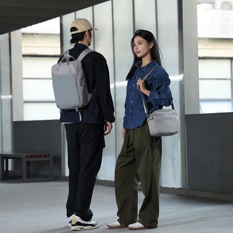 Ulanzi F08 Lightweight Travel Backpack B159 - Image 9