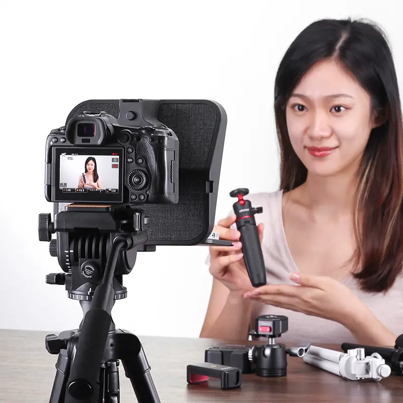 Ulanzi RT02 Universal Teleprompter for Tablets and Smartphones with Remote Control R004GBB1 - Image 2