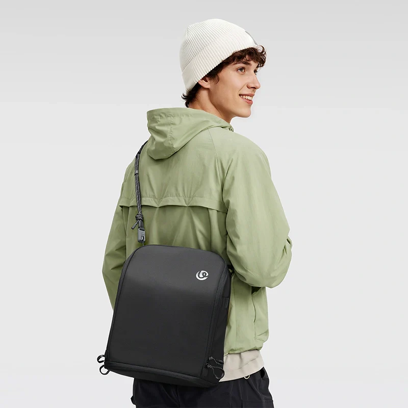 Ulanzi TP01 Travel Photography Backpack 25L - Image 9