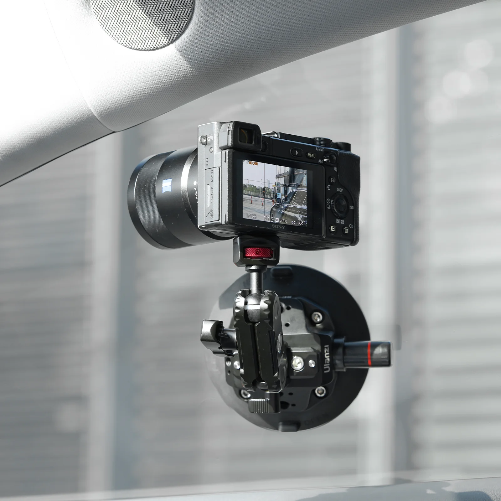 Ulanzi SC-02 Strong Suction Cup Mount (4.5") 3090 - Image 4
